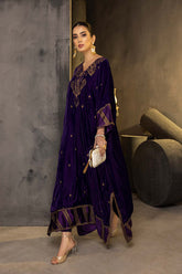 2-Pc Embroidered Velvet Kaftaan Shirt With Straight Trouser VVT22-08
